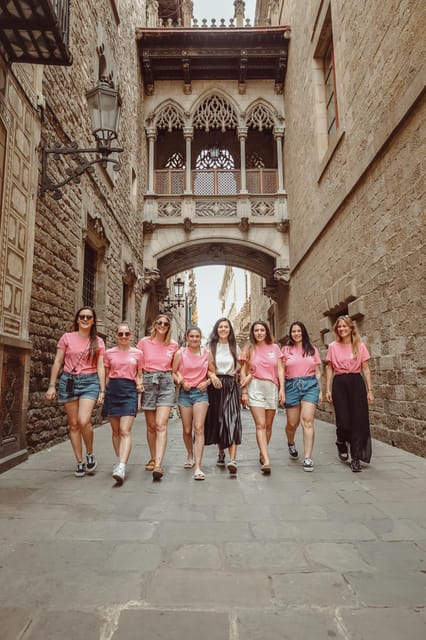 ✅ Barcelona: Sightseeing Professional Photoshoot Session - Tips for Getting the Best Photos