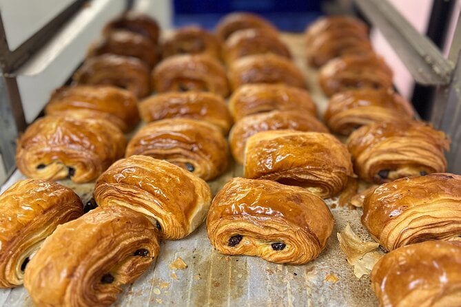 French Baking Experience Near the Eiffel Tower With Tastings - Session Duration and Size
