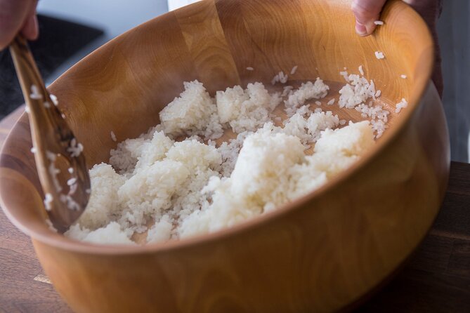 Handmade Sushi Cooking Class With Chef Dix in Pittsburgh - Accessibility and Customization Options