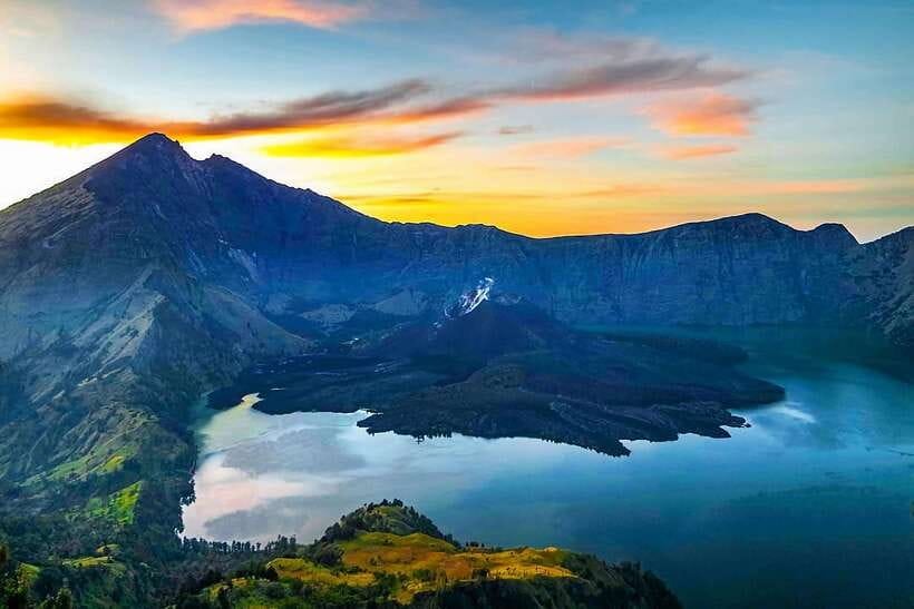One Day Hike to Mount Rinjani - Trekking Difficulty and Preparation