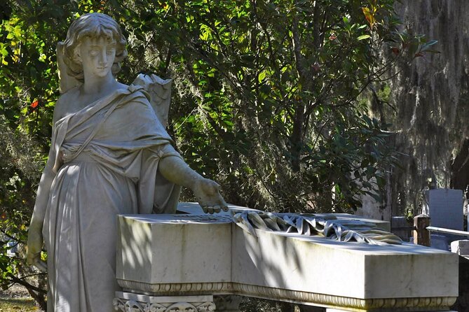 Savannah Haunted and Historical Walking Tour - What to Expect on the Tour