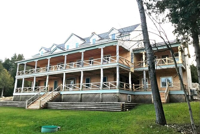 Scenic Mackinac Island Tour Review - Dining Options and Local Recommendations