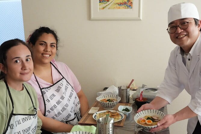 Tokyo Small-Group Ramen, Gyoza & Matcha Class With a Pro Chef　　　　 - Reserving Your Spot