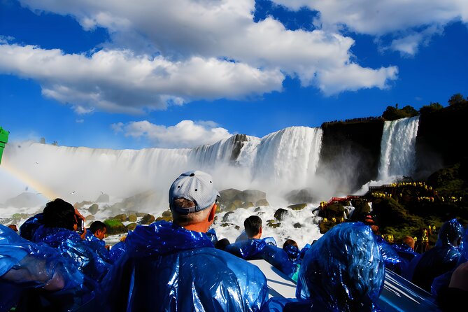 2 - Day USA & Canada Full Experience - Crossing the Border to Canada