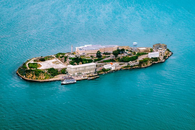 Alcatraz Tour W/ Yosemite Day Tour & Aquarium Access - Free Time to Explore Yosemite