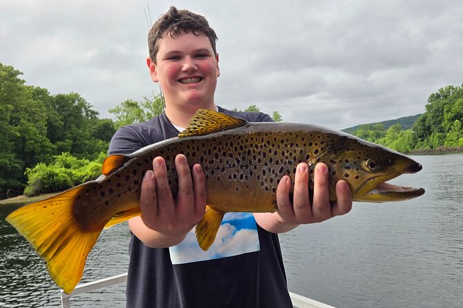 Amazing Fishing Trip Captain B's Fishing Guide Service + Lodging - Capturing Memorable Moments on the Water