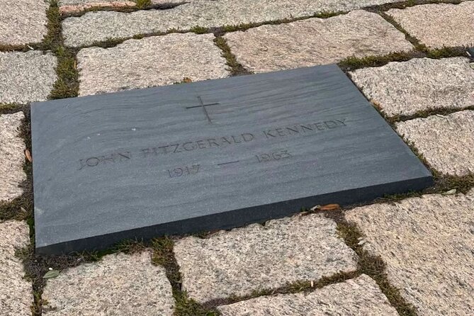 Arlington Cemetery: Tomb of the Unknown Soldier & JFK Gravesite - Tomb of the Unknown Soldier