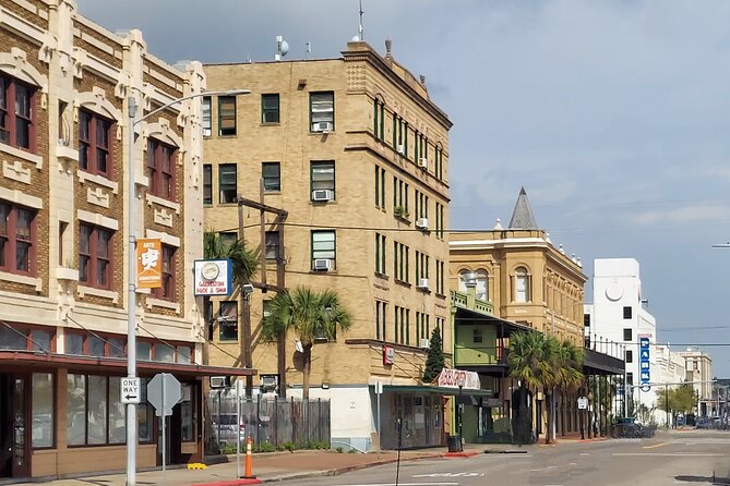 Booze and Brothels Pub Crawl - Uncovering the Citys Storied Past