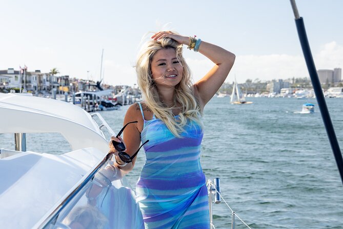 Fair Winds Charter Co. Private Sailing Charter - Experience the Sailing Adventure