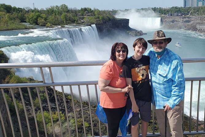 Maid of the Mist Tour Review - Accessibility and Tour Requirements