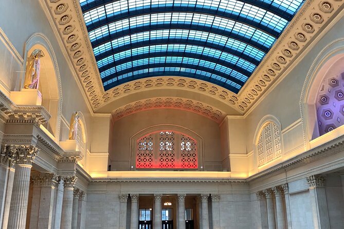 Movie Tour Through Chicagos Union Station - Behind-the-Scenes Experiences