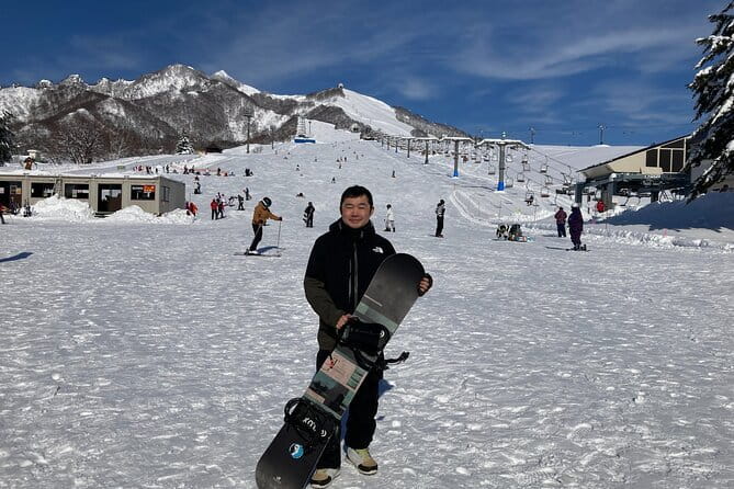 Port Pick-Up: Niigata Private Tour Licensed Guide＆ Vehicle - Transportation and Accommodation