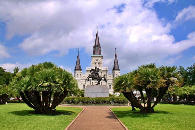 Private French Quarter Walking Tour Review - Review of Guide Performance and Knowledge