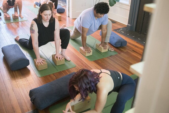 Private Guided Yoga Session in Boutique Cannabis Store - Benefits of Yoga in a Cannabis Setting