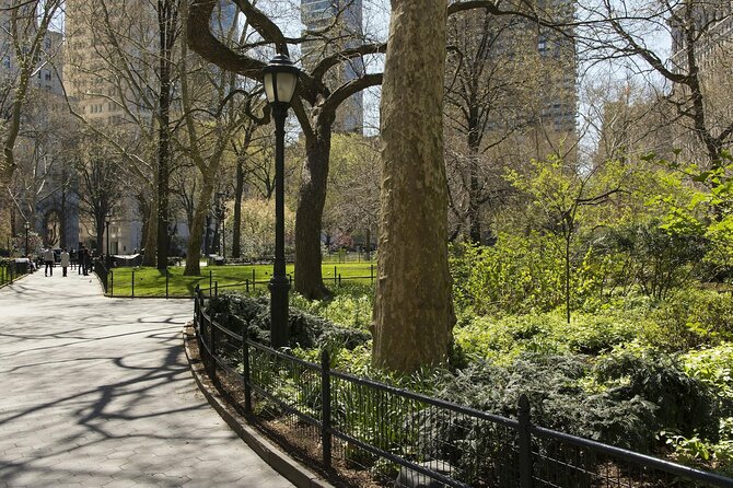 Private Walking Tour of New York With Metro - Navigating the Metro System