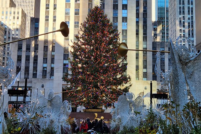 Romantic Christmas Mystery of a Lost Lover in NYC - Memories to Last a Lifetime: Reflecting on the Christmas Adventure
