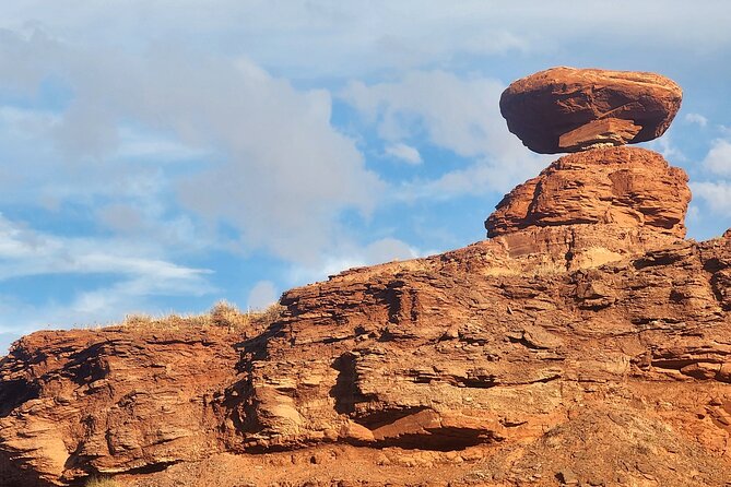 Shaka Guide: Road to Monument Valley in Arizona - Preparing for Your Road Trip