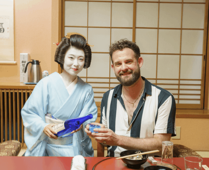 Tokyo: Private Dinner With Geisha at a Members Only Ryotei - Private Group Accommodations