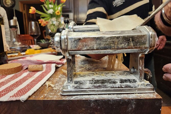 Experience Chicago Cooking Class With Deep Dish Pizza or Pasta - Price and Guarantee Information