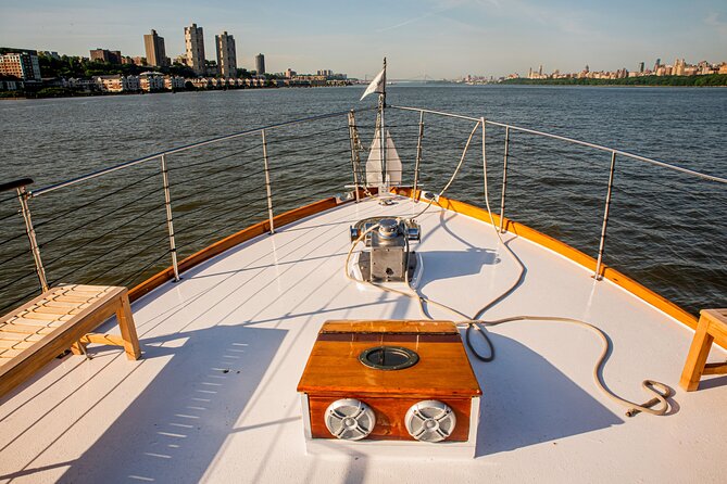 Fall Foliage Cruise on Yacht Full Moon Review - Final Thoughts on the Fall Foliage Cruise Experience