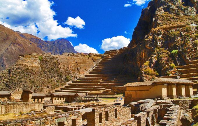 From Cusco: Machu Picchu Fantastic 4D/3N + Hotel ☆☆ - Frequently Asked Questions
