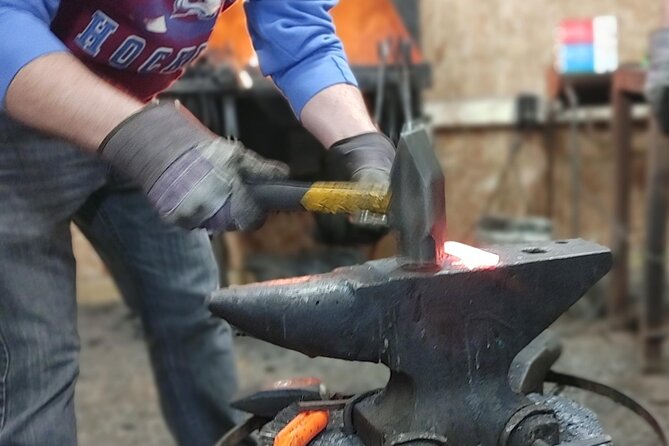 Learn to Forge, Experiential Learning, Hands-On Forge Experience - Why Choose a Private Tour?
