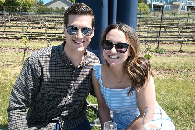 NON BUS Traverse City Singles Mingle Sunset Wine Distillery Tour - Frequently Asked Questions