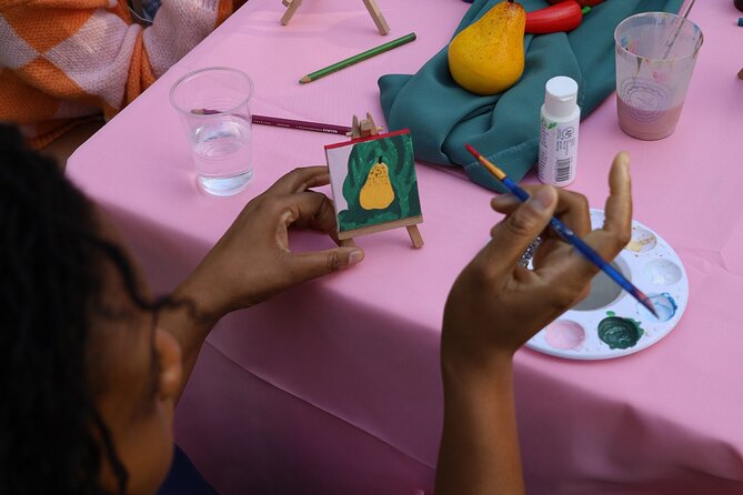 Paint Tiny Canvases in Forsyth Park - Frequently Asked Questions
