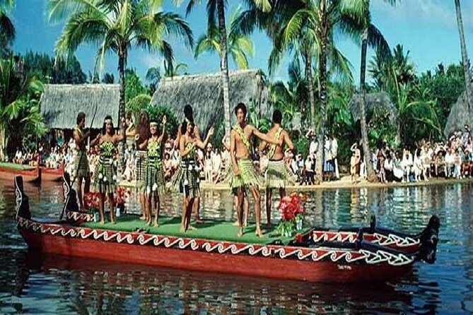 Pearl Harbor + Dole Plantation + Polynesian Center From Kauai - Highlights of the Tour