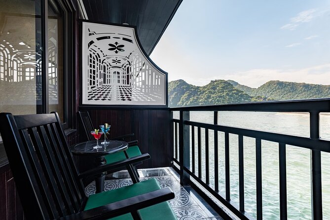 Rita Cruise-Luxury 5 Star for Lan Ha Bay With Pool