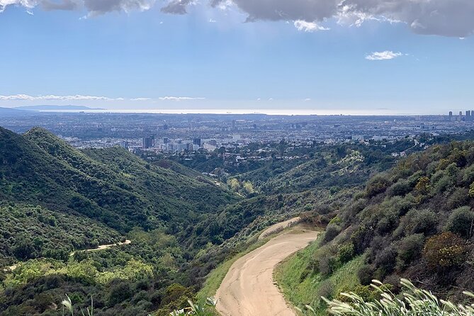 The Premier Hollywood Sign Tour: Nature in the Heart of the City - Ensuring a Memorable and Enjoyable Experience