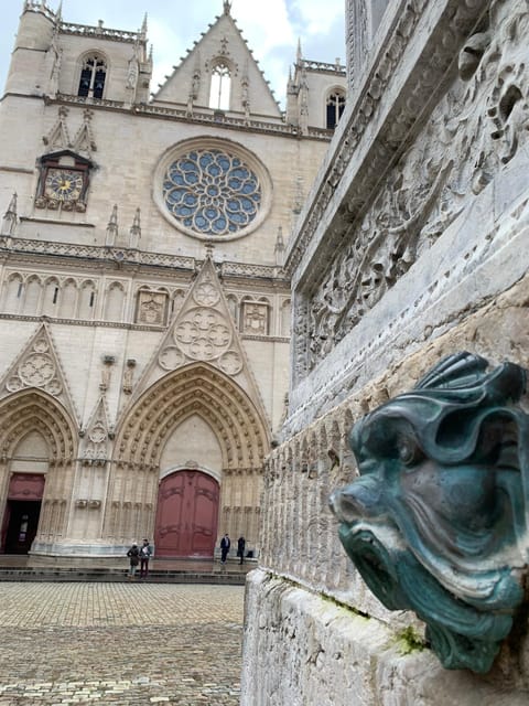 Lyon: Private Walking Tour of Traboules in the Old Town