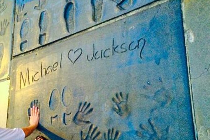 A Tribute Tour: Michael Jacksons Path in Los Angeles - Key Points
