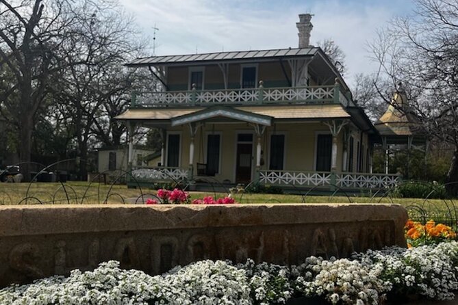 Austin's Art and Architecture Panoramic Tour - Overview of the Tour Experience