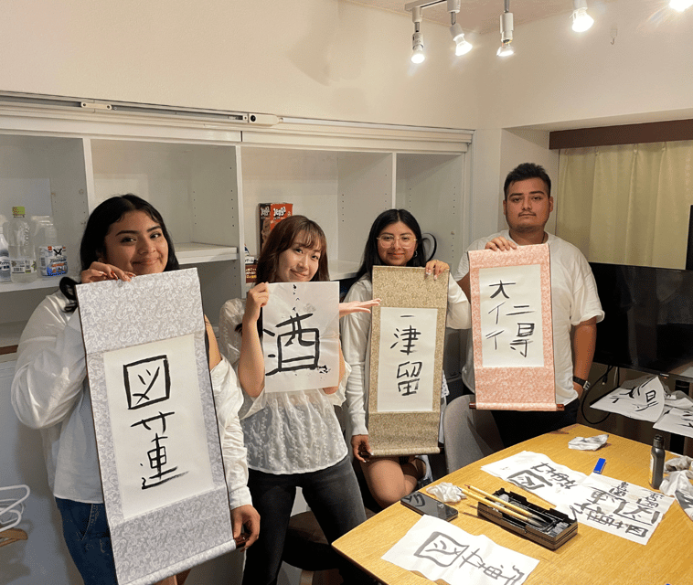 Calligraphy：Find Your Own Name in Kanji+Japanese Lesson◎Gift - Key Points