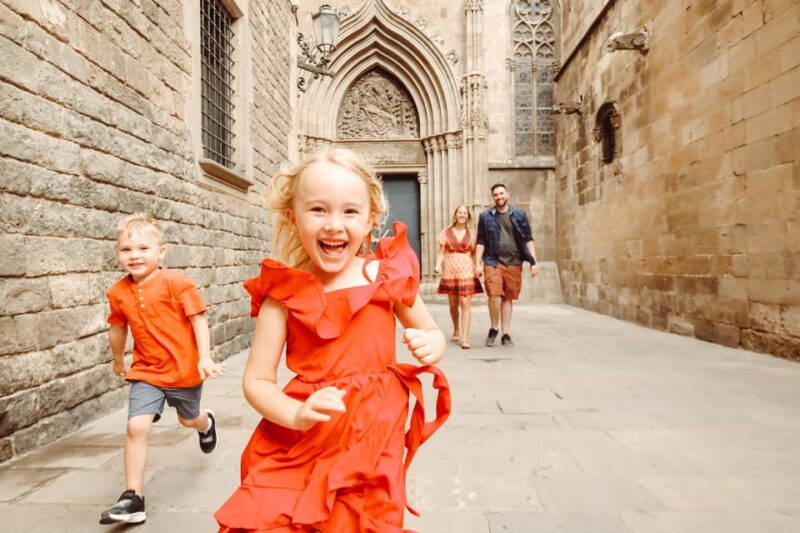 ✅ Barcelona: Sightseeing Professional Photoshoot Session - Key Points
