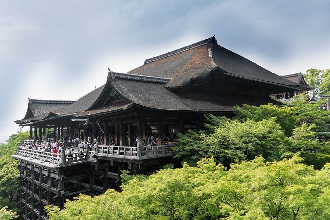 Eastern Kyoto Walking Tour With Local Guide