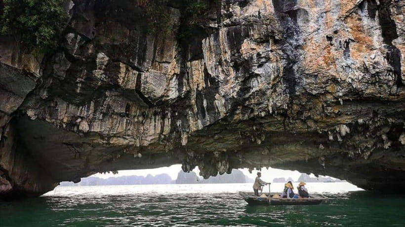 From Ha Noi: Explore Ha Long Bay Day Trip With 6-Hour Cruise