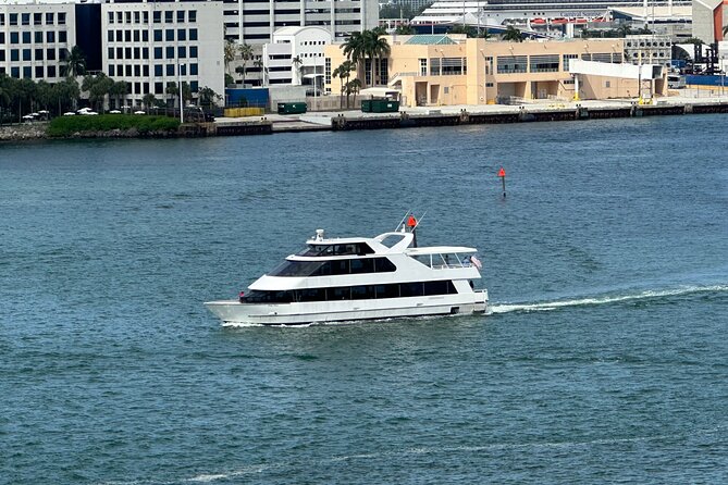Miami Skyline and Biscayne Boat Party and Open Bar With Music - Key Points