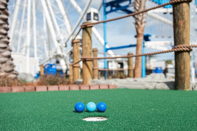 Mini Golf Beneath Skywheel Review - About Your Stay