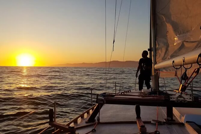 One Hour Cruise Around Marina Del Rey on a Classic Sailboat - Key Points