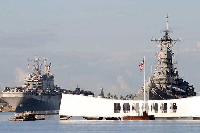 Pearl Harbor and Honolulu City Tour From Ko Olina