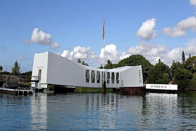 Pearl Harbor, Dole Plantation, and Polynesian Center From Maui - Key Points