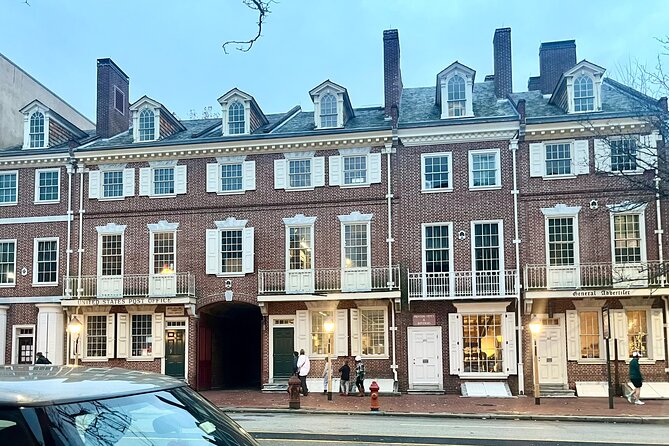 Philadelphia's Black History: A Self-Guided Audio Tour - Key Points