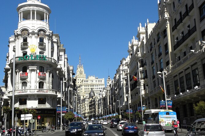 Private Transfer From Barcelona To Madrid, With a 2 Hour Stop