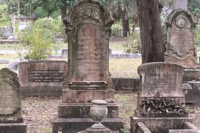 Real Savannah Tour Review: History, Ghosts, Crime - About Your Stay