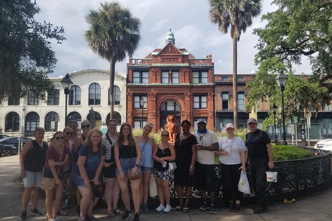 Walking Thru the Wonderful World of Savannah - Key Points