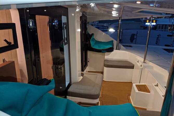 Yacht Charter Rental in Long Beach 58 Leopard Power Sail - Overview of the Yacht Charter Experience
