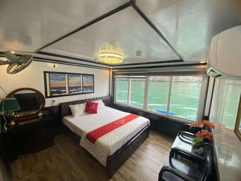 2D1N Boat Tour : Lan Ha Bay - Ha Long Bay - Itinerary - Day 1