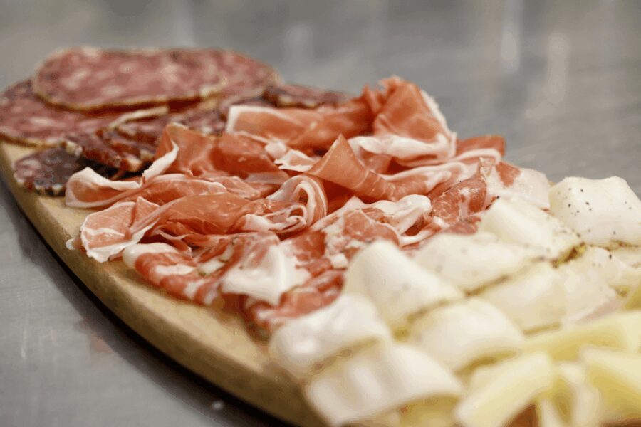 Bologna: Food and Wine Tasting With Interactive Game - Exquisite Wine Selections